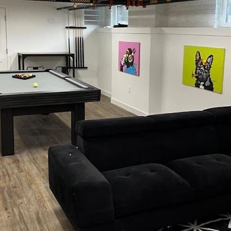 Apartamento Trendy Loft Escape With Pool Table Bring Your Pets Columbus Exterior foto